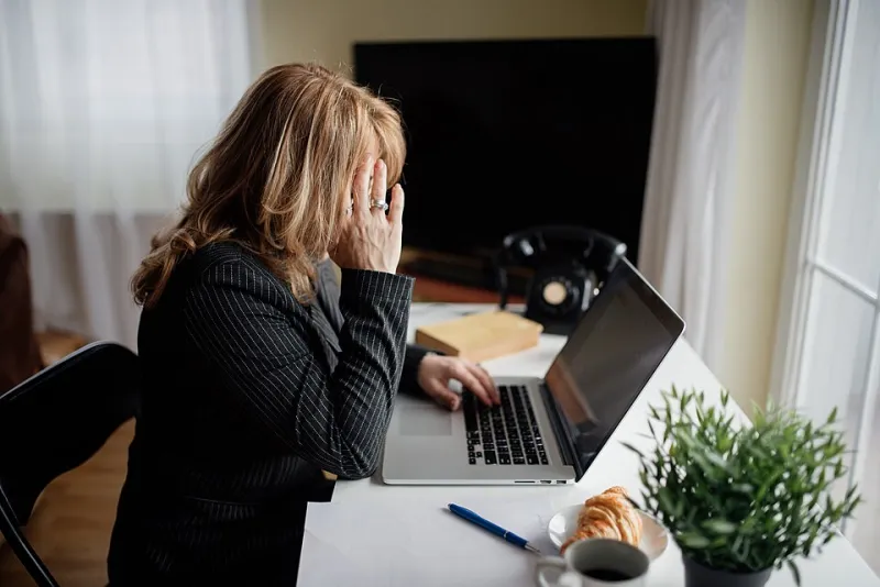 That 3pm Crash Isn't in Your Head: What Your Body's Been Trying to Tell You